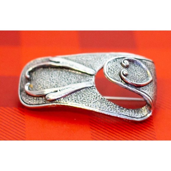 Vintage Basic Silver Tone Brooch by Sarah Coventry - O27 - Picture 2 of 3